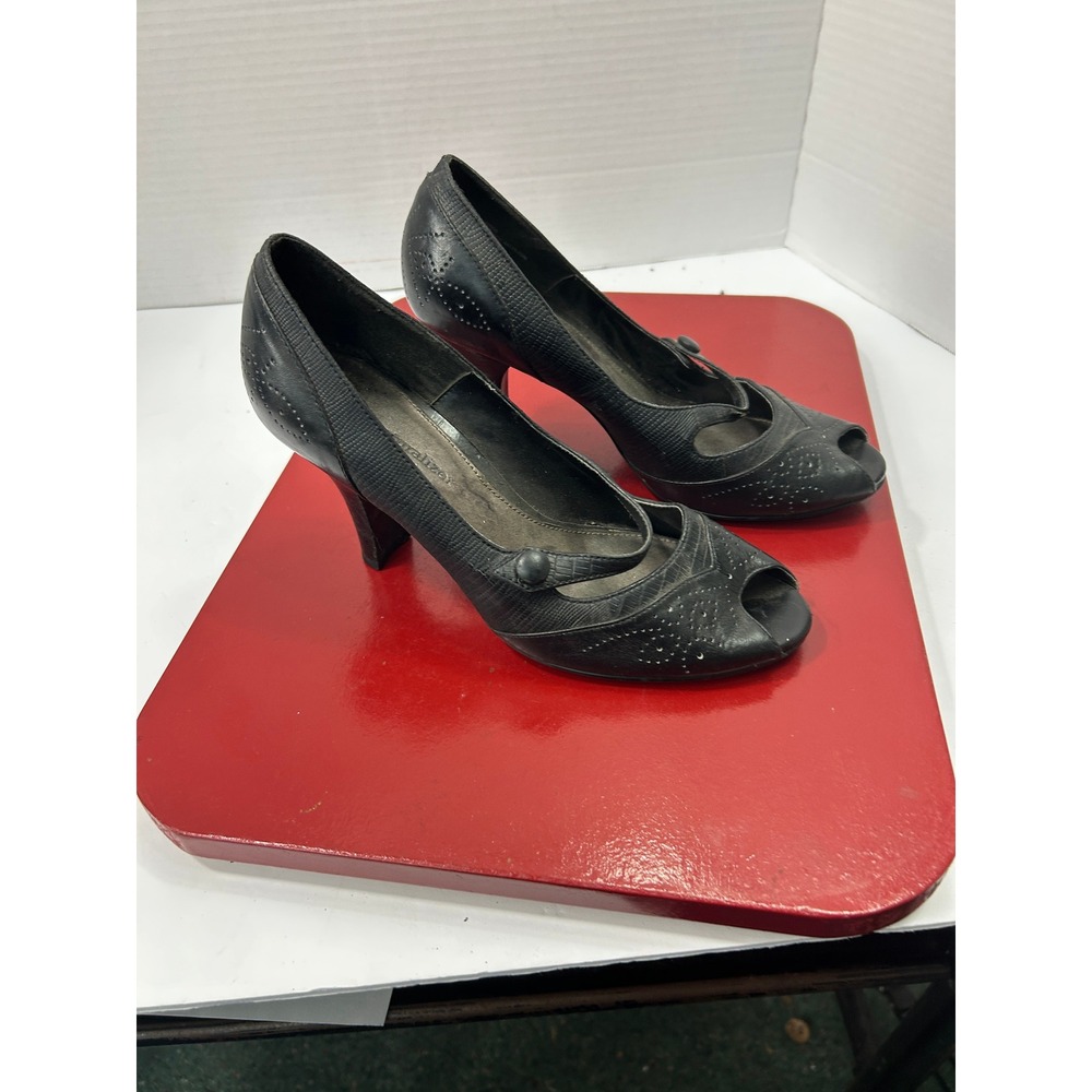 Naturalizer Perforated Boyer Heels 7M Black Leather Peep Toe Pinup Retro Office
